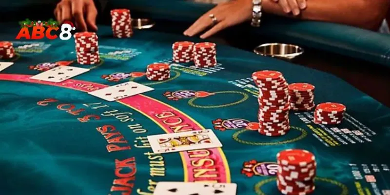 Chiến thuật chơi Blackjack gấp đôi tiền cược cho phép tay chơi ăn đậm